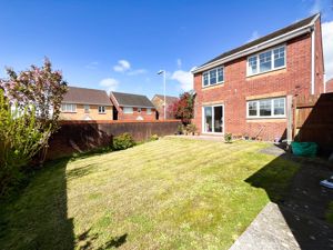 Photo 7- click for photo gallery